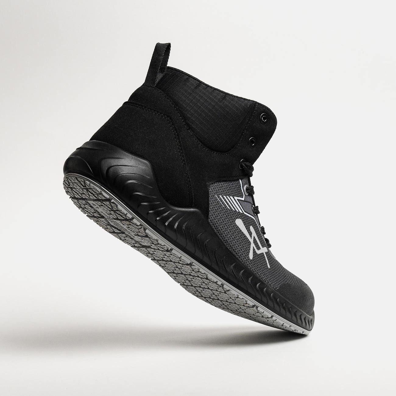 scarpa antinfortunistica alta linea young