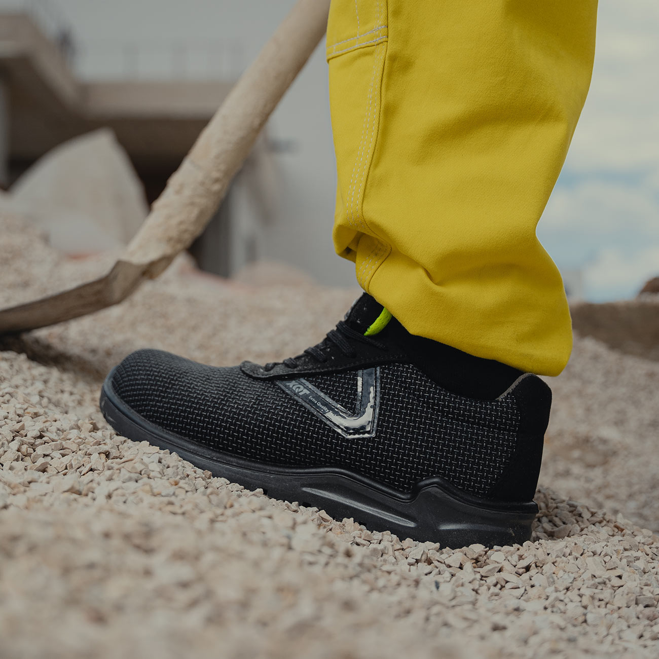 scarpa antinfortunistica bassa
